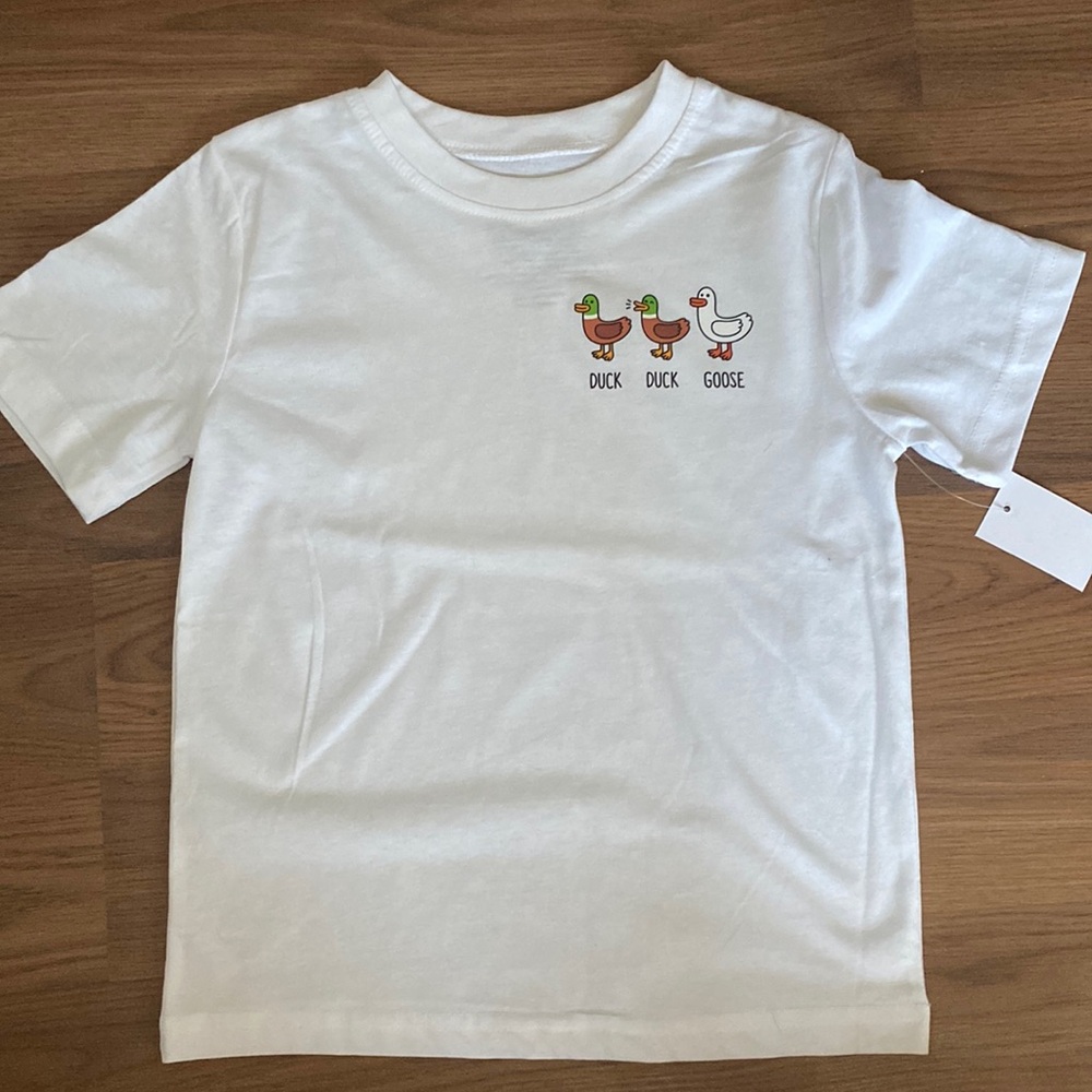 🚨2/$15. Brand New. Duck Duck Goose shirt. Size Small